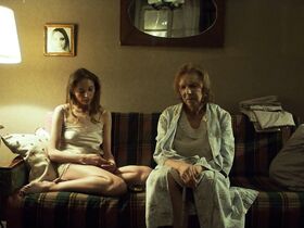 Лилия Волкова секси – Не чужие (2018) #2