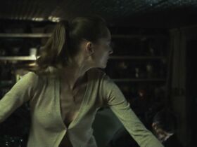 Лилия Волкова секси – Не чужие (2018) #4