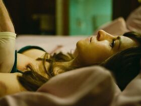 Наталья Белицки голая – Парфюмер s01e04 (2018) #7