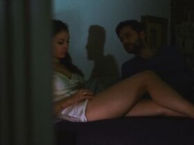 Саманта Робинсон секси – Три мира (2018) #8