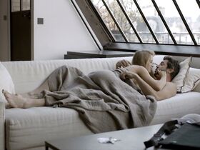 Роксана Арналь голая, Изабель Карре секси – Измена (2018) #2