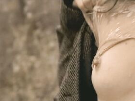 Эдита Йюнговска голая – Я есть (2005) #3