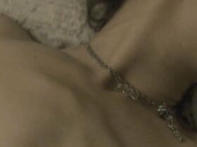 Антония Сехерс голая, другие – Вскрытие (2010)