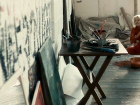 Клэр Фой голая, МайАнна Бёринг голая – Белая жара s01e01 (2012) #6