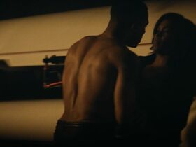 Антуанетта Робертсон секси, Ниа Лонг секси – Уважаемые белые люди (2017) #5