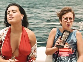 Летиция Лима секси, Моник Алфрадик секси – Beyond the Island s01e01-03 (2018) #4