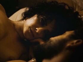 Лорена Компрату голая, другие – Нечист на руку s01e03-06 (2018) #7