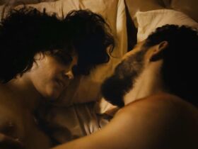 Лорена Компрату голая, другие – Нечист на руку s01e03-06 (2018) #8