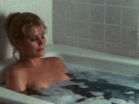 Мэриэл Хемингуэй голая, Табита Херрингтон голая, Шила Андерсон голая – Звезда Плейбоя (1983) #11