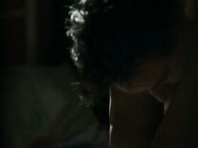 Кирстон Вэрэйнг голая, Кэти Джарвис голая – Аквариум (2009) #3