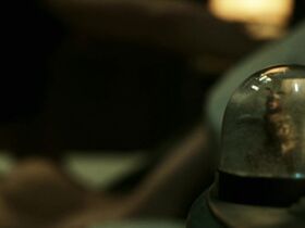 Урсула Корберо секси – Бумажный дом s01e01 (2017) #4