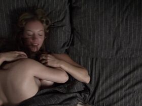 Ноэми Йелль голая, Карла Туркотт голая – Féminin/Féminin s01e01 (2014) #5