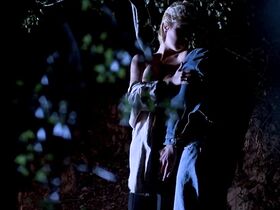 Сюзанна Мириш голая, Лейлани Сарелл секси – Неоновые маньяки (1986) #2