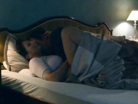 Миряна Каранович голая – Хорошая жена (2016) #2