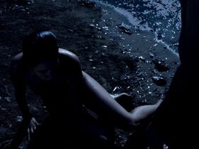 Дафна Патакия голая – Весеннее пробуждение (2015) #2