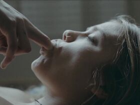 Сапфир Бойс голая – Потаскуха (2016) #1