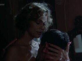 Лорен Хаттон голая – Лэсситер (1984) #4