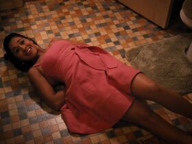 Джина Родригес секси – Девственница s04e01 (2017) #4