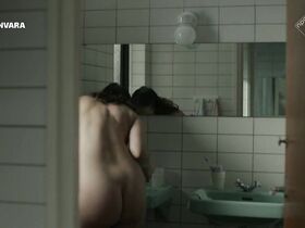 Саскиа Темминк голая – Забытый богом s04e02 (2017)