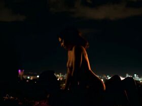 Рони Циммерман голая – Мамин Ангел s01e01 (2016)