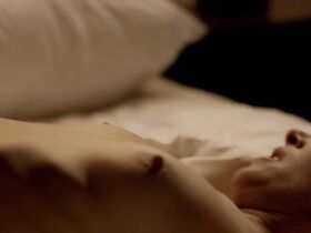 Хуана Вьяле голая – Эда s01e05-06 (2018) #3