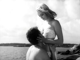 Маргарет Робсам голая – Лин (1961) #1