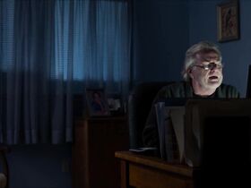 Гвинит Уолш голая – Удушающий приём (2016) #2