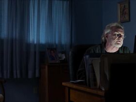 Гвинит Уолш голая – Удушающий приём (2016) #4