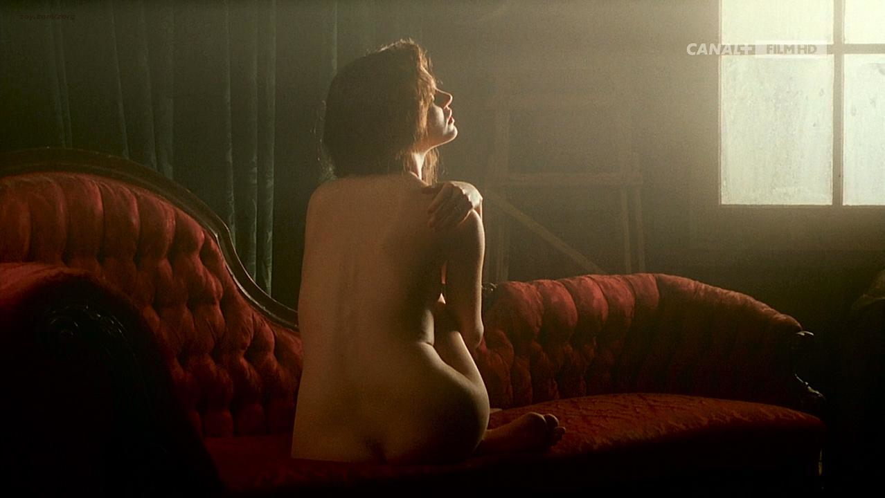 Джоэнна Гоуинг голая, Саманта Мэтис секси - Лоскутное одеяло (1995) #3.