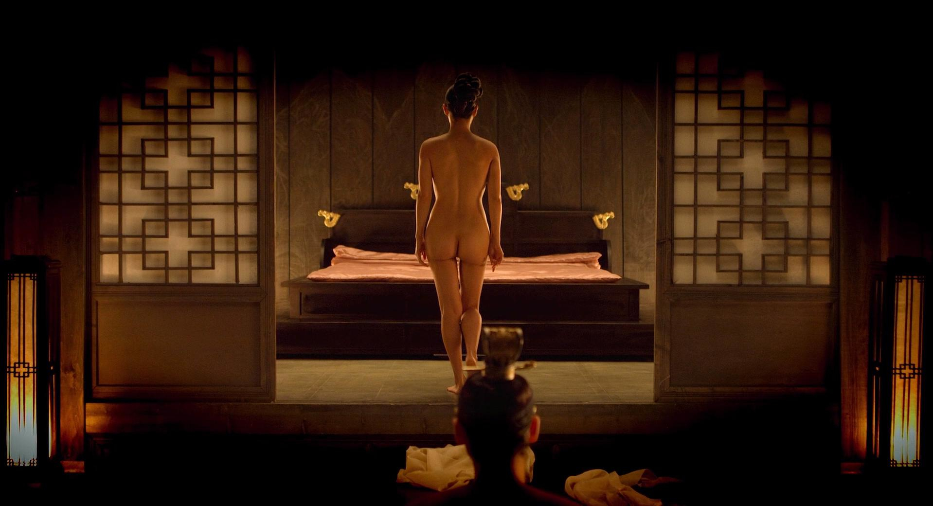 Если бы не голая Yeo-jeong Jo, у фильма "Наложница" (2012) фанато...