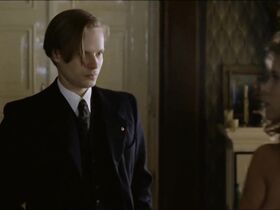 Юлиана Йоханидешова голая – Три сезона в аду (2009) #1