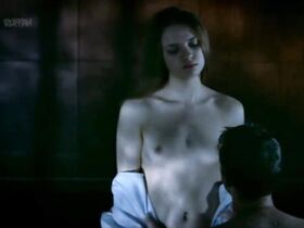 Сара Форестье голая – Ад (2006)