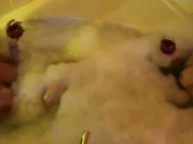 Алисия Сеган голая, Лиза Нилд голая – Кровавая Призма (2017) #8