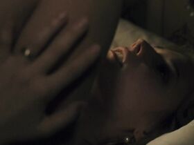 Дайан Крюгер голая – Счастливого Рождества (2005) #5