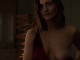 Фиби Тонкин голая – Любовники s04E05 (2018) #2