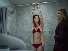 Шелл Рамос секси – Оттенки синего s03E05 (2018)