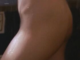 Каталина Бонакие голая – Дневники «Красной туфельки» s02E06 (1993) #2