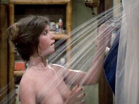 Трейси Сэвадж секси – Пятница 13-е – Часть 3 (1982) #6