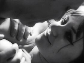 Улла Коппель голая – Quiet Days in Clichy (1970) #4