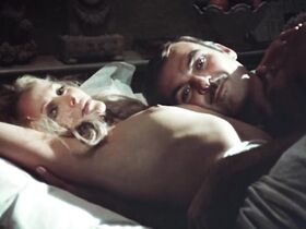 Урсула Андресс голая – Идеальная пятница для преступления (1970)