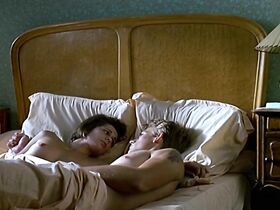 Валери Стро голая – Мужчина и две женщины (1991) #13