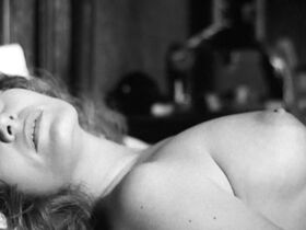 Валери Перрайн голая, Кэтрин Уитт голая, Синди Эмберс голая – Ленни (1974) #5