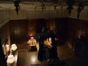 Вероника Эчеги голая – Траст s01E01 (2018) #3