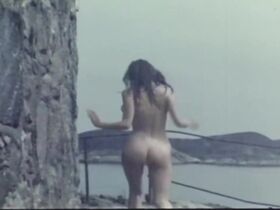 Вибеке Леккеберг голая – Выход (1970) #9