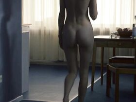 Вики Крипс голая – Горничная Линн (2014) #9