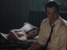 Виктория Эбботт голая – Американский Плейбой: История Хью Хефнера s01E06 (2017) #5