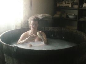 Вероника Феррес голая, Маргарита Бройх секси – Ночные спасители (2009) #2