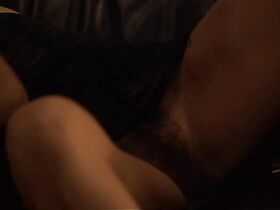 Моника Гуэрриторе голая, Гилла Новак голая – Фотографируя Патрицию (1984) #14