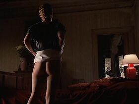 Моника Гуэрриторе голая, Гилла Новак голая – Фотографируя Патрицию (1984) #7