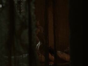 Виттория Сконьямильо голая – Одиссея s01E03 (2013) #4